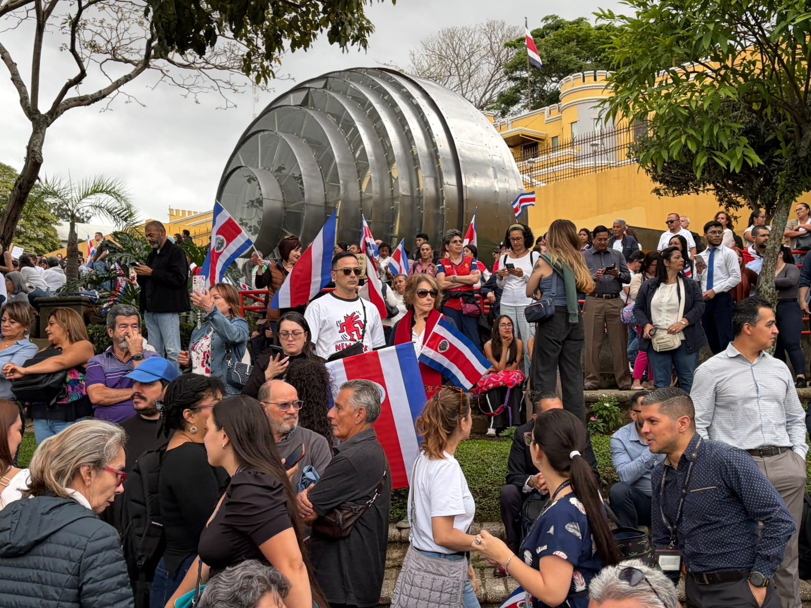 Convocatoria en defensa por la independencia judicial