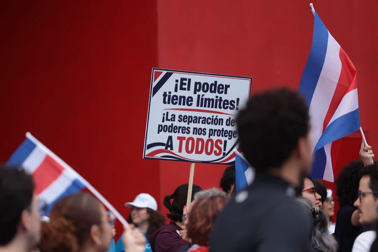 Convocatoria en defensa por la independencia judicial